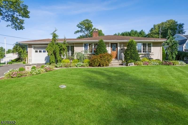 26 Acorn Dr - Photo 1