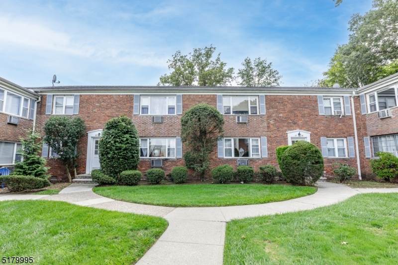 43 Conforti Ave - Photo 1