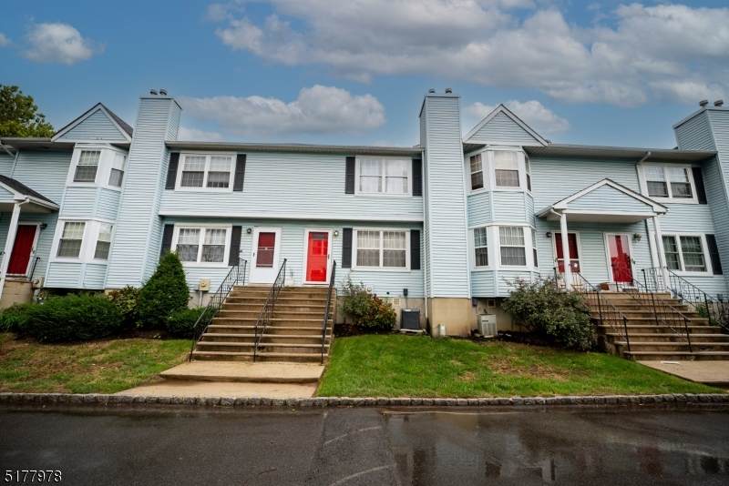19 Washington Ave - Photo 1