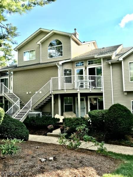 28 Spruce Ct - Photo 1