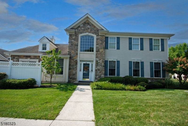 35 Quarry Dr - Photo 1