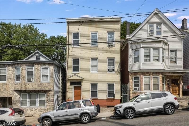 65 N 7Th St - Photo 1