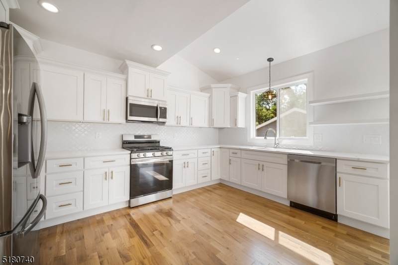 104 Pomona Ave - Photo 1