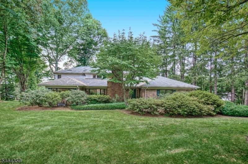 307 Hilltop Rd - Photo 1