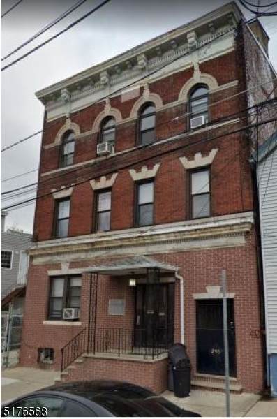 245 Jefferson St - Photo 1