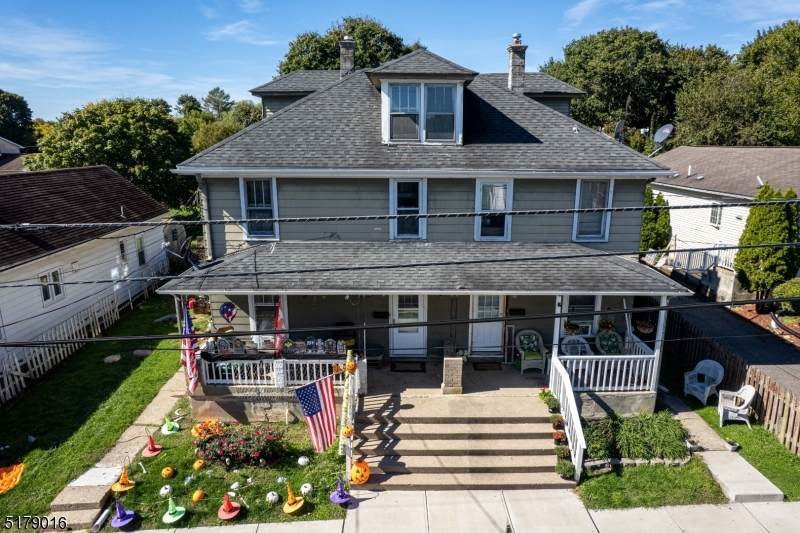 1185 5Th Ave - Photo 1