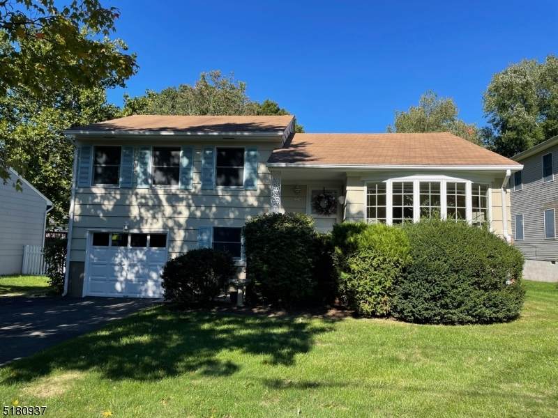 997 Central Ave - Photo 1