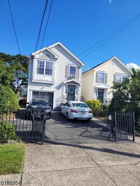 444 S 7Th St - Photo 1