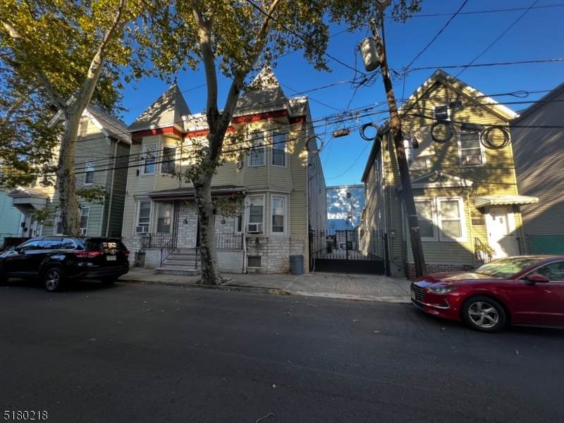 44 Lentz Ave - Photo 1
