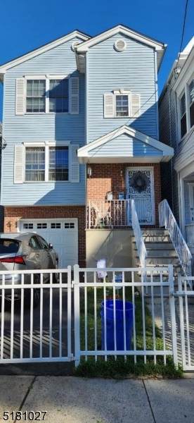 64 Isabella Ave - Photo 1