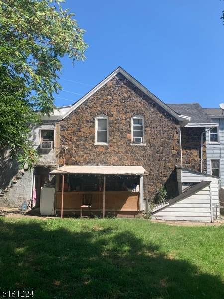 107 Haledon Ave - Photo 1
