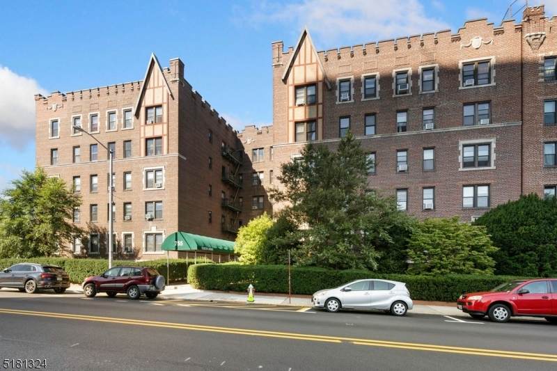 755 Anderson Ave - Photo 1