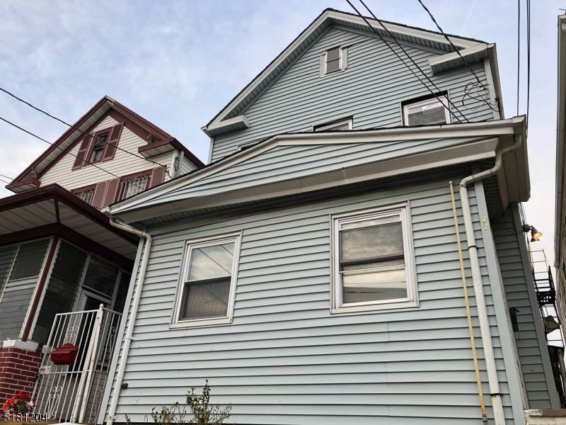 77 E Jersey St - Photo 1