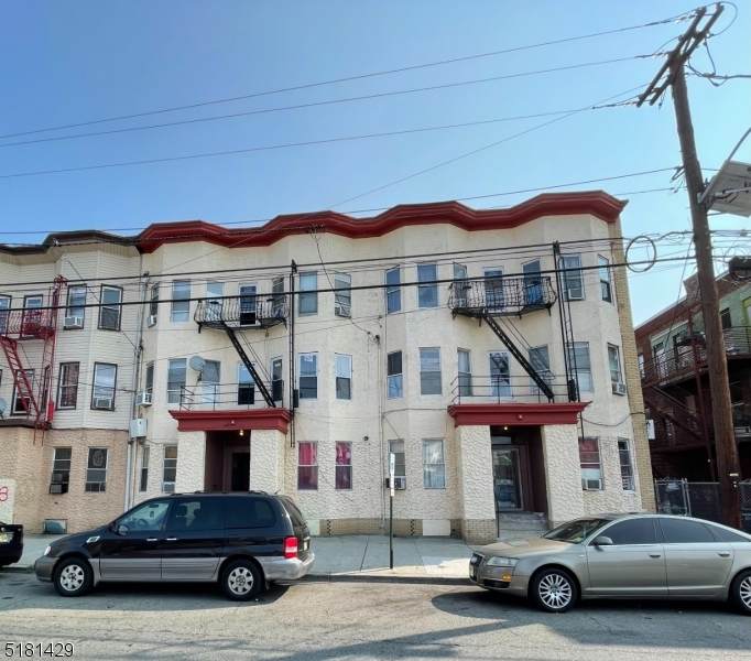 62 Hamilton Avenue - Photo 1