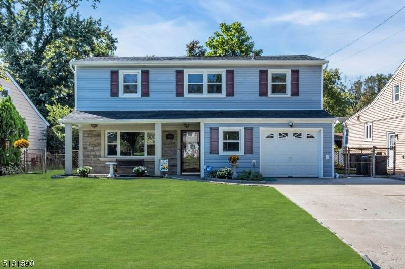 696 W Milton Ave - Photo 1
