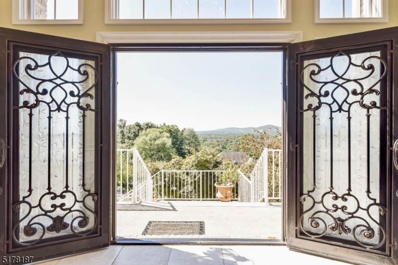 3 Vizcaya Ct - Photo 1