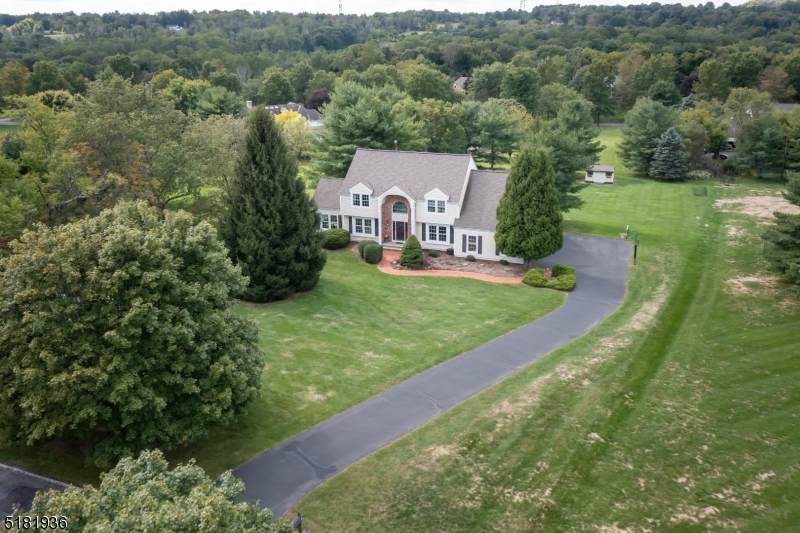 11 Bluebird Ct - Photo 1
