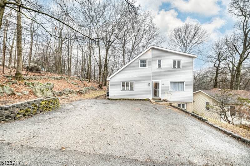 142 Jefferson Trl - Photo 1