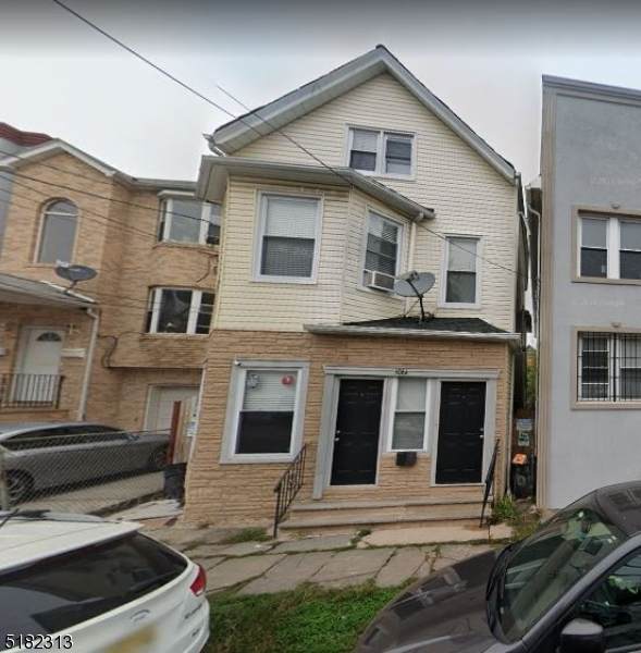 1061 Magnolia Ave - Photo 1
