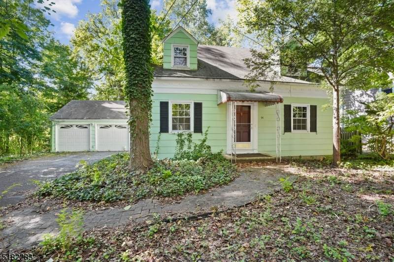 54 Passaic Ave - Photo 1