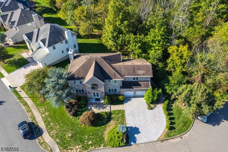 5 Byron Ct - Photo 1