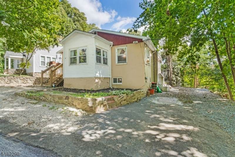 8 Mill St - Photo 1