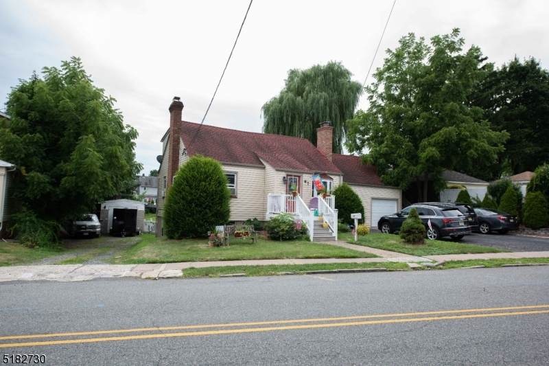 67 Fenner Ave - Photo 1