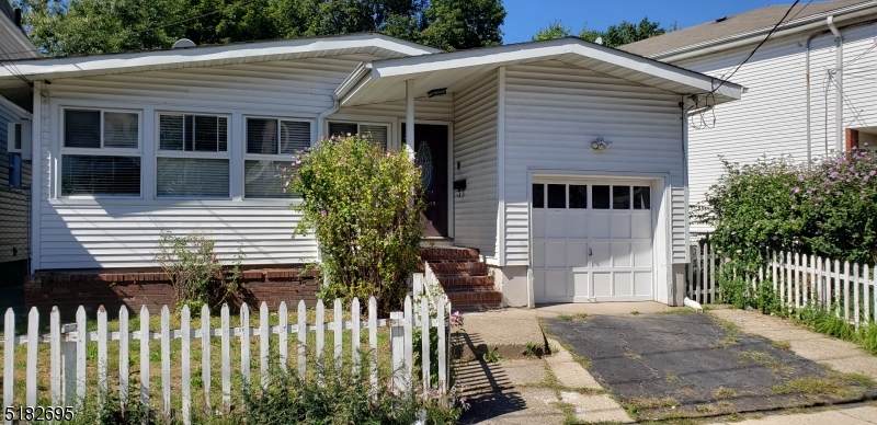 73 Lincoln Pl - Photo 1