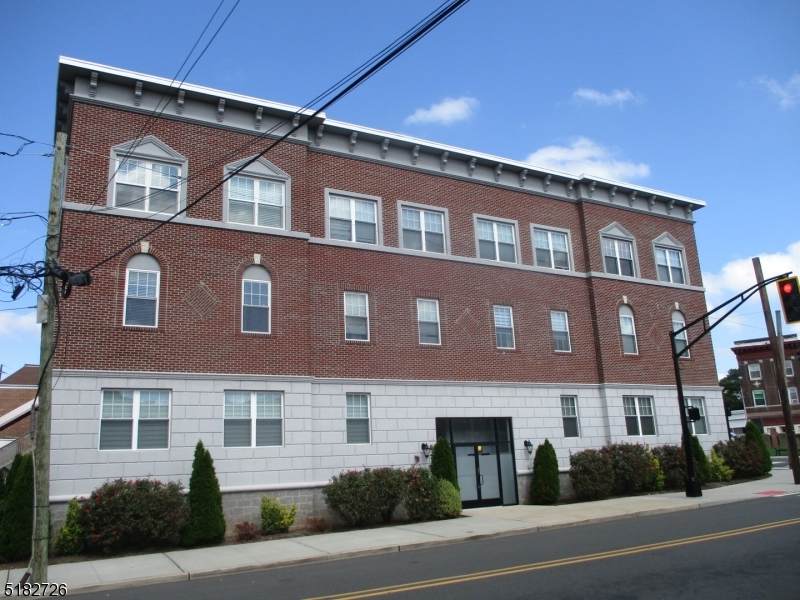 7 Myrtle St - Photo 1