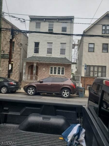 387 Lafayette St - Photo 1