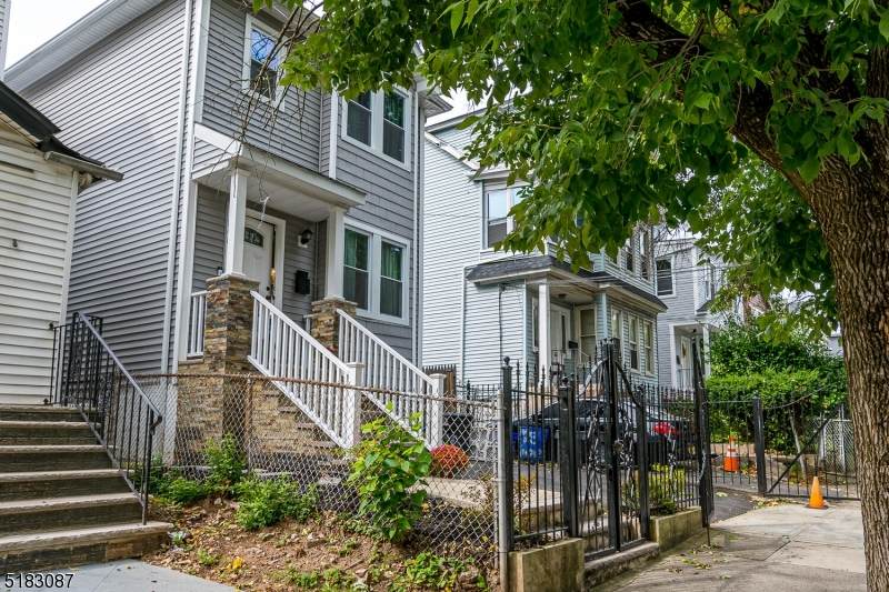 146 Scheerer Ave - Photo 1