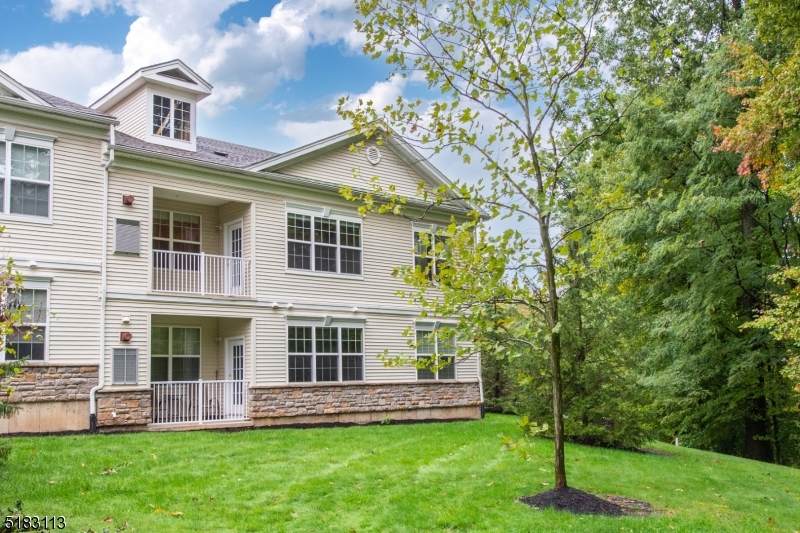 1602 Brook Hollow Dr - Photo 1