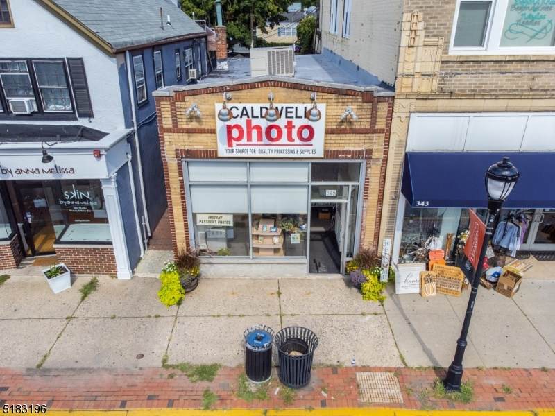 345 Bloomfield Ave - Photo 1