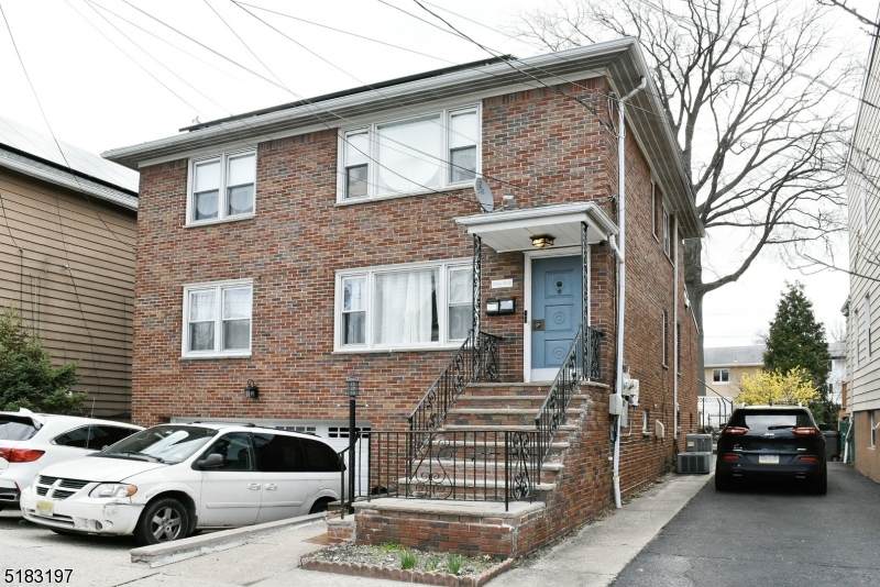 44 Memphis Ave - Photo 1