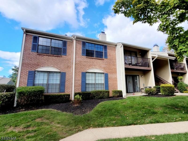 111 Irving Pl - Photo 1