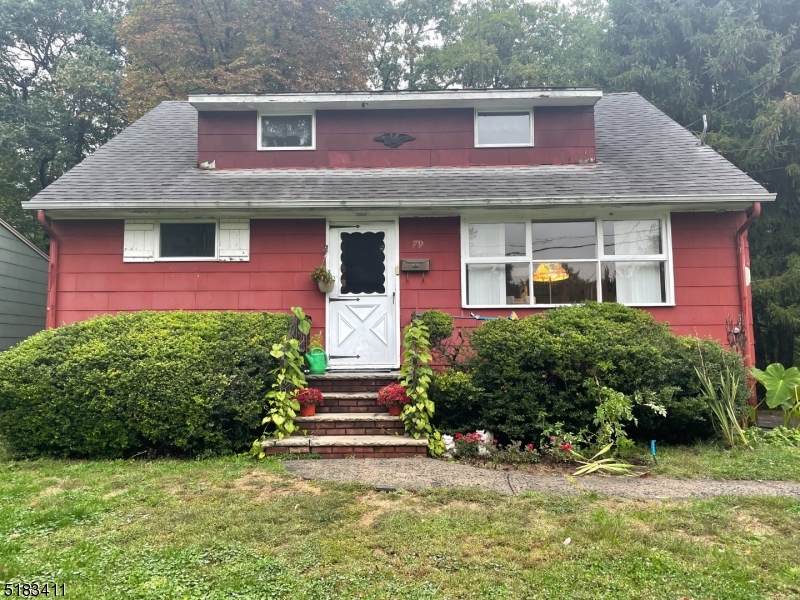 79 Charnwood Rd - Photo 1