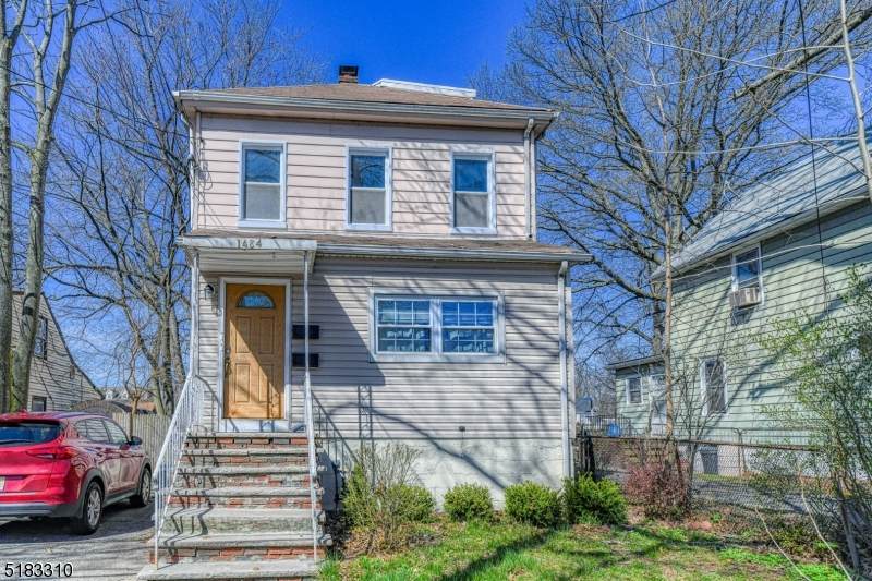 1484 Lawrence St - Photo 1
