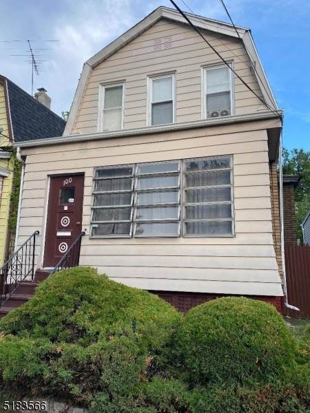 100 Washington Ave - Photo 1