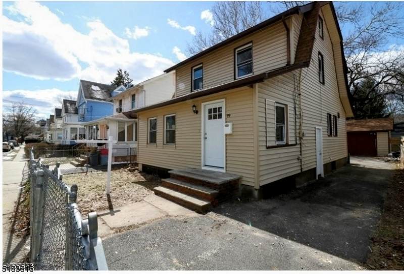 99 Smith St - Photo 1