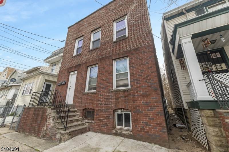 26 Grace St - Photo 1