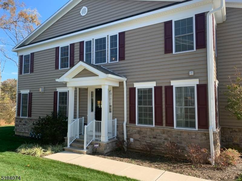 23 Fillmore Dr - Photo 1