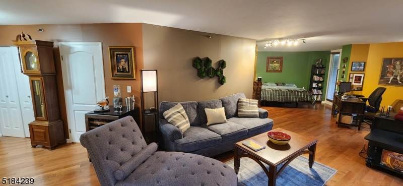 10 Smith Manor Blvd - Photo 1