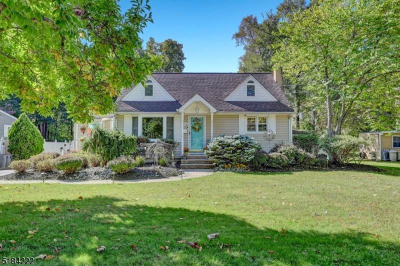 160 Garden Rd - Photo 1