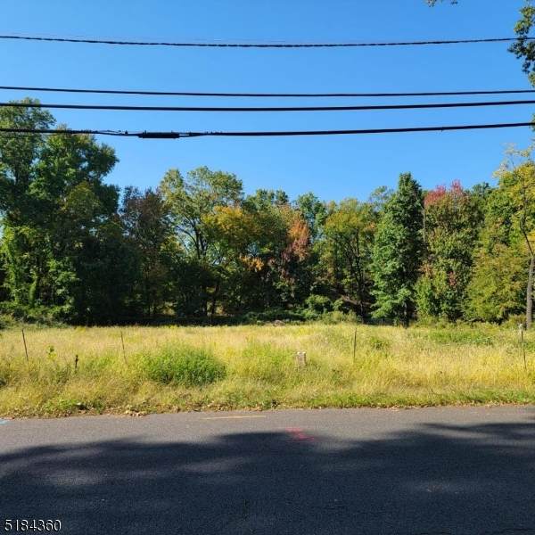 127 Bryant Ave - Photo 1