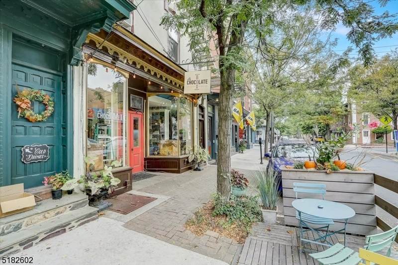 39 N Union St - Photo 1