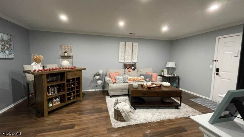 29 Foxhall - Photo 1