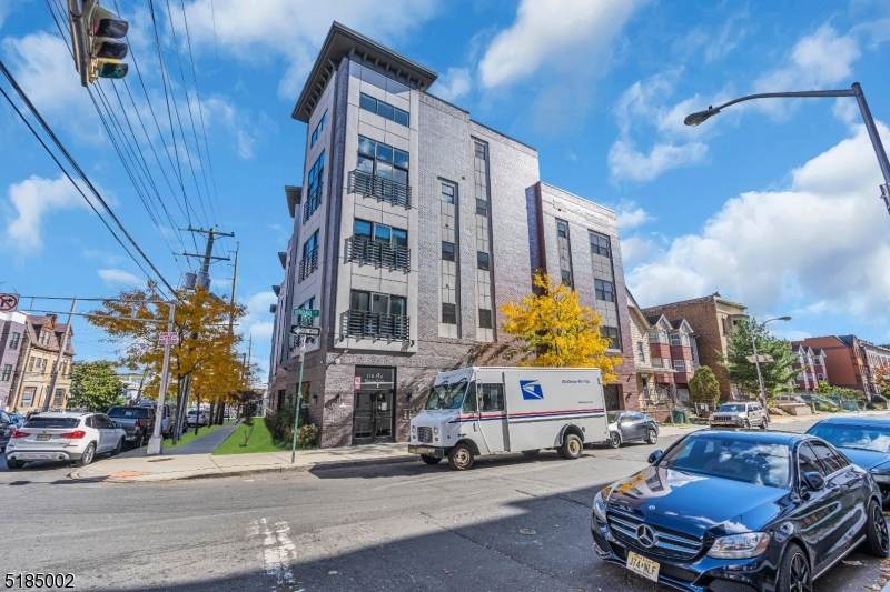 110 Broad St - Photo 1