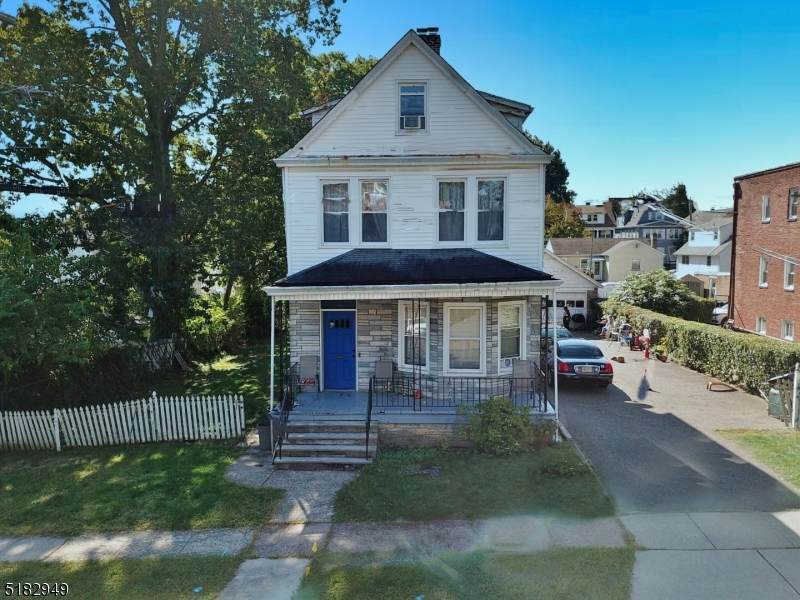 9 Warman St - Photo 1
