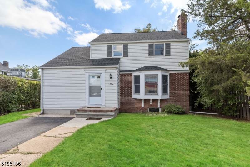 1070 Route 22 - Photo 1