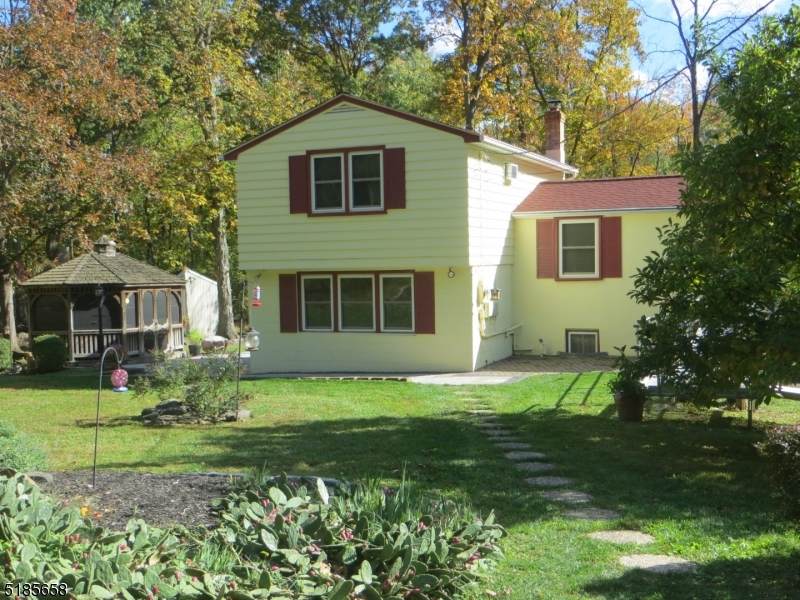 12 Burd Ln - Photo 1